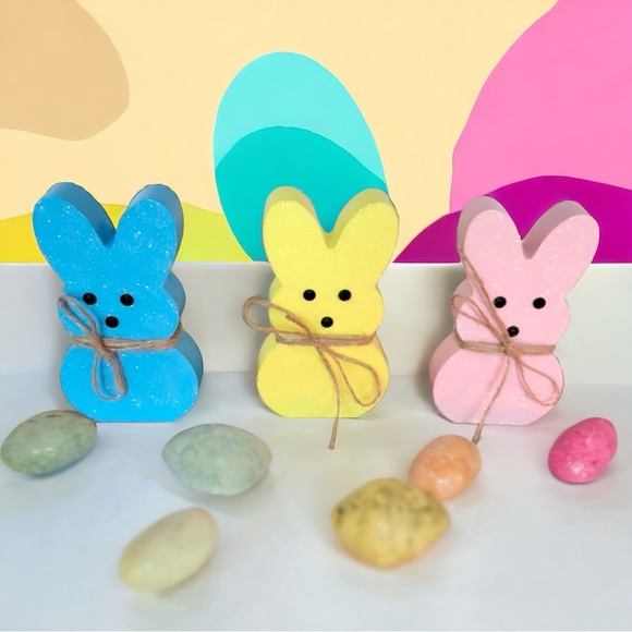 PEEP STYLE EASTER BUNNIES! 3D WOOD, GLITTERY, COLORFUL PEEP BUNNY DECOR! - Picture 1 of 16